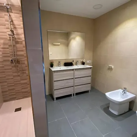 Modern With Private Pool/ 400m To The 别墅
