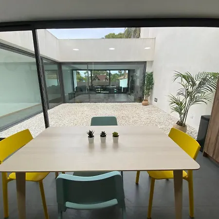 Modern With Private Pool/ 400m To The *